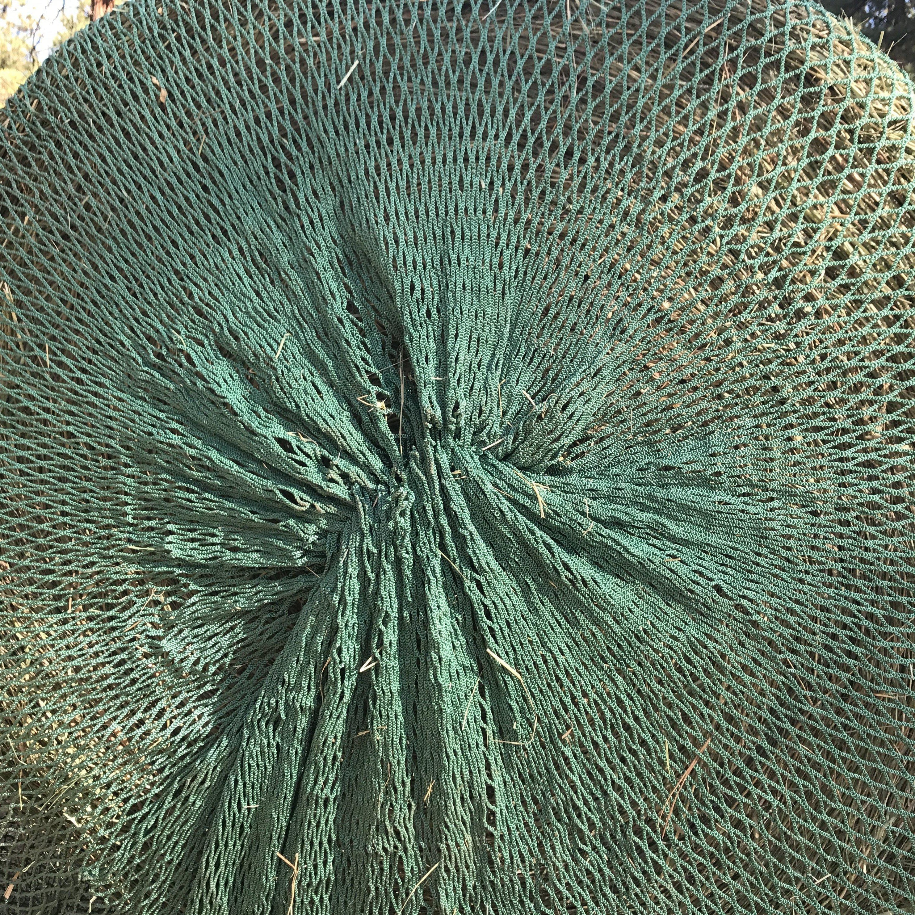 Round Bale Bag-slow_hay_net_feeders-NAG Bags